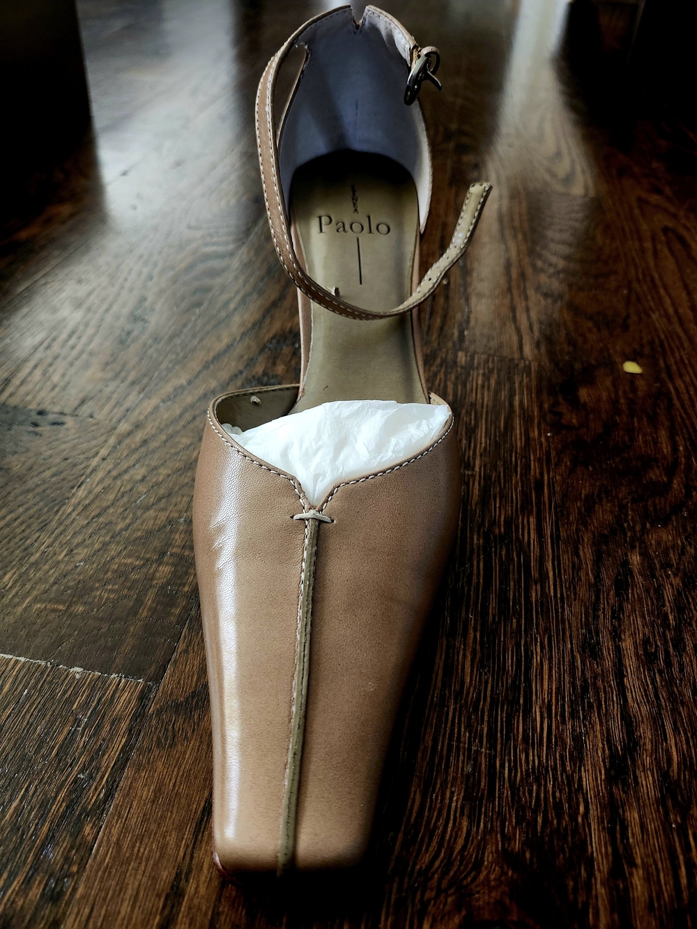 NWT, Never Worn, Linea Paolo Lt. Sand Leather Ankle-Strap Pump